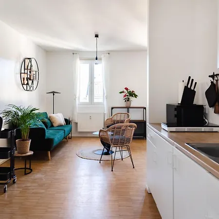Apartment Hybrid Work-play Retreat - 2br, 1b Kreuzberg *