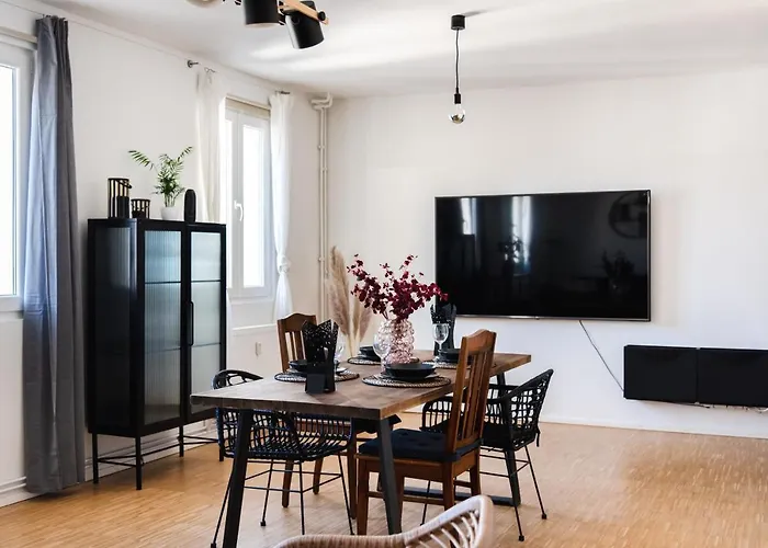 Hybrid Work-play Retreat - 2br, 1b Kreuzberg Berlin