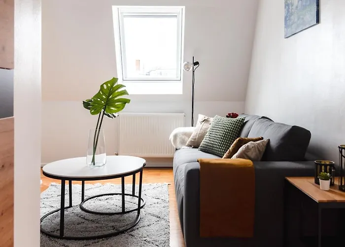 Hybrid Work-play Retreat - 2br, 1b Kreuzberg Appartement Berlijn