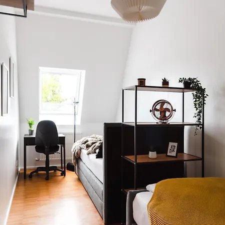 Hybrid Work-play Retreat - 2br, 1b Kreuzberg Appartement