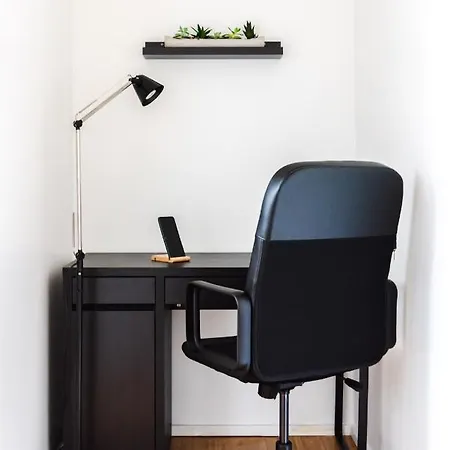 Апартаменты Hybrid Work-play Retreat - 2br, 1b Kreuzberg