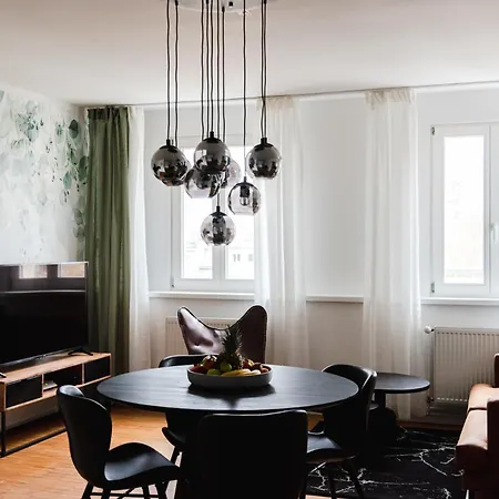 아파트 Hybrid Work-play Retreat - 2br, 1b Kreuzberg